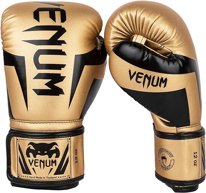 Guantes de Boxeo Venum Challenger 2.0 Guantes de boxeo Venum Challenger 2.0 de color negro y blanco sobre un fondo blanco.